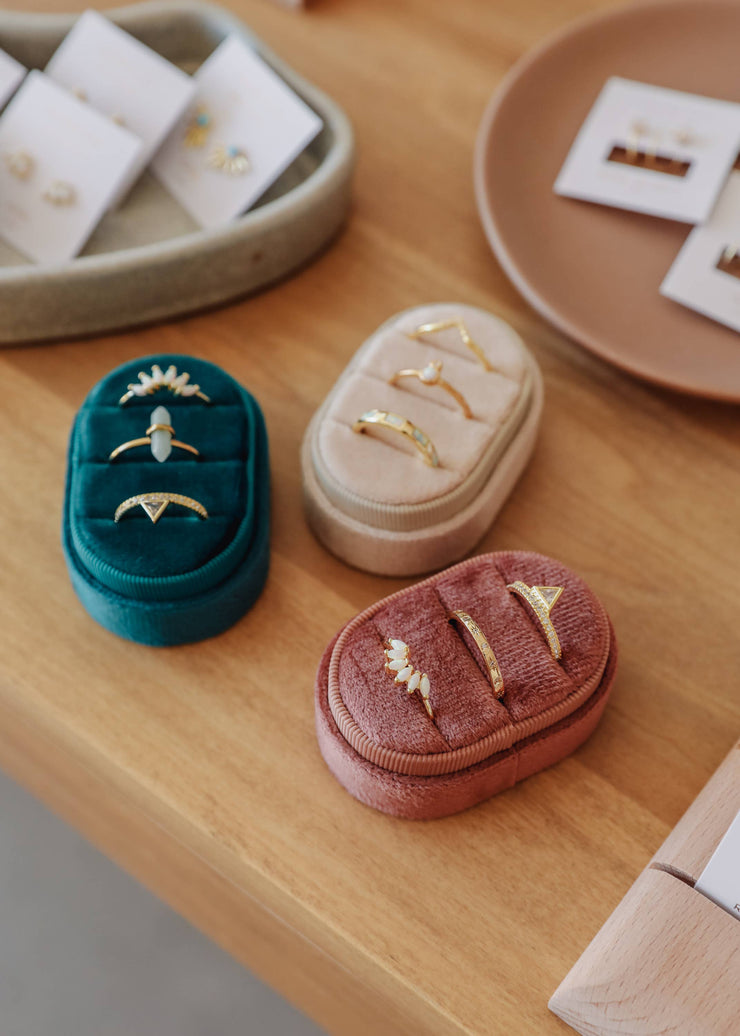 Velvet Jewelry Box - Small Oval - Cream: Cream