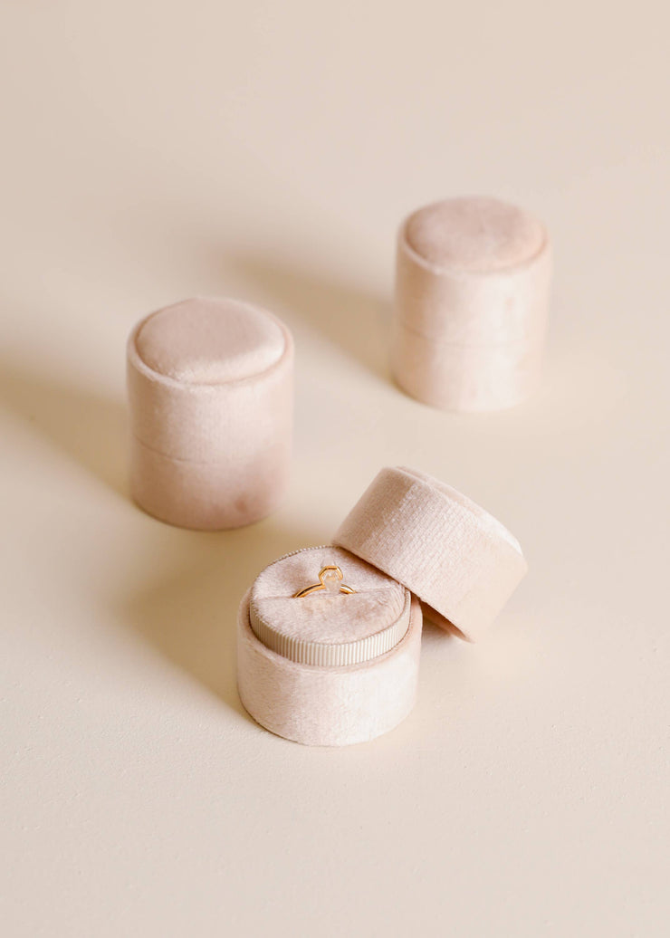 Velvet Jewelry Box - Circle - Cream: Cream
