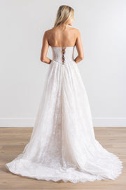 Charlotte Modest | Wtoo - Watters