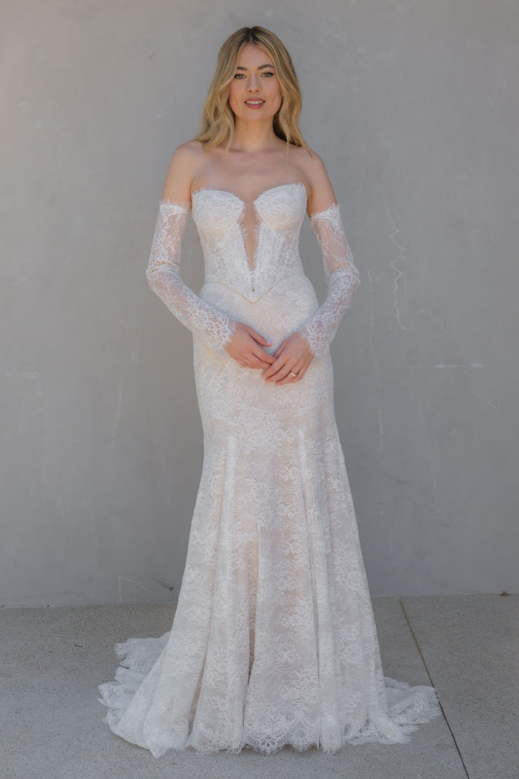 Claire | Wtoo - Watters