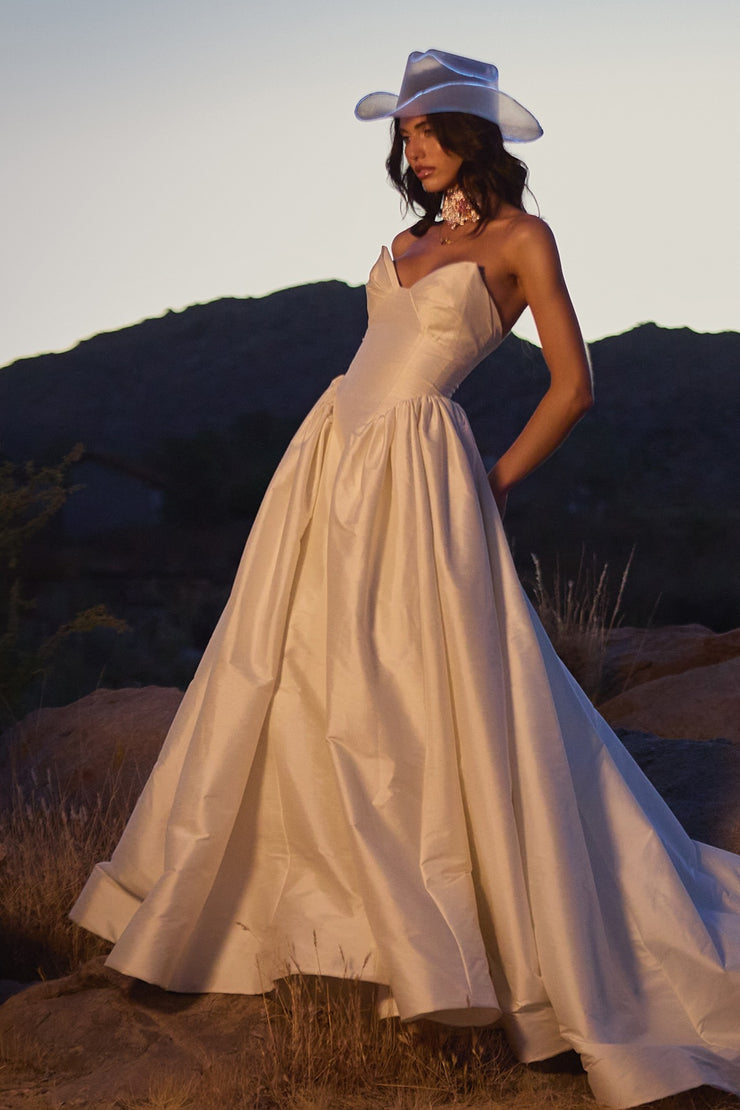 Ember | Willowby - Watters