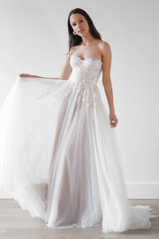 Jaislyn | Willowby - Watters