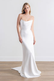 Leora | Watters