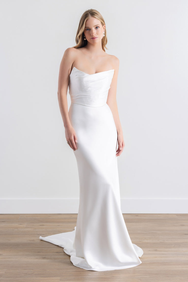 Leora | Watters