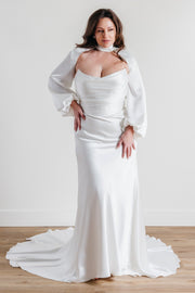 Leora | Watters