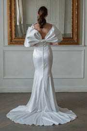 Mercedes with Sleeves | Wtoo - Watters