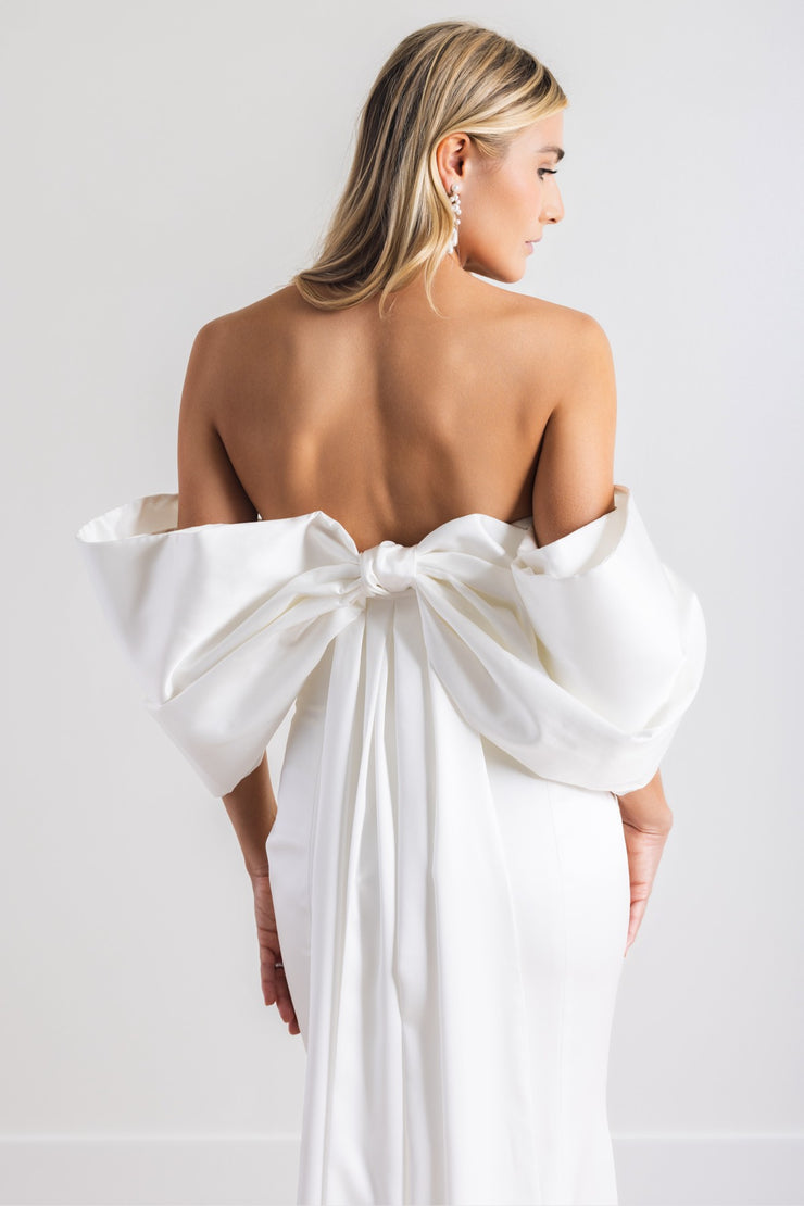 Mercedes with Sleeves | Wtoo - Watters