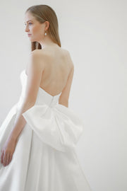 Nella with Bow | Wtoo - Watters