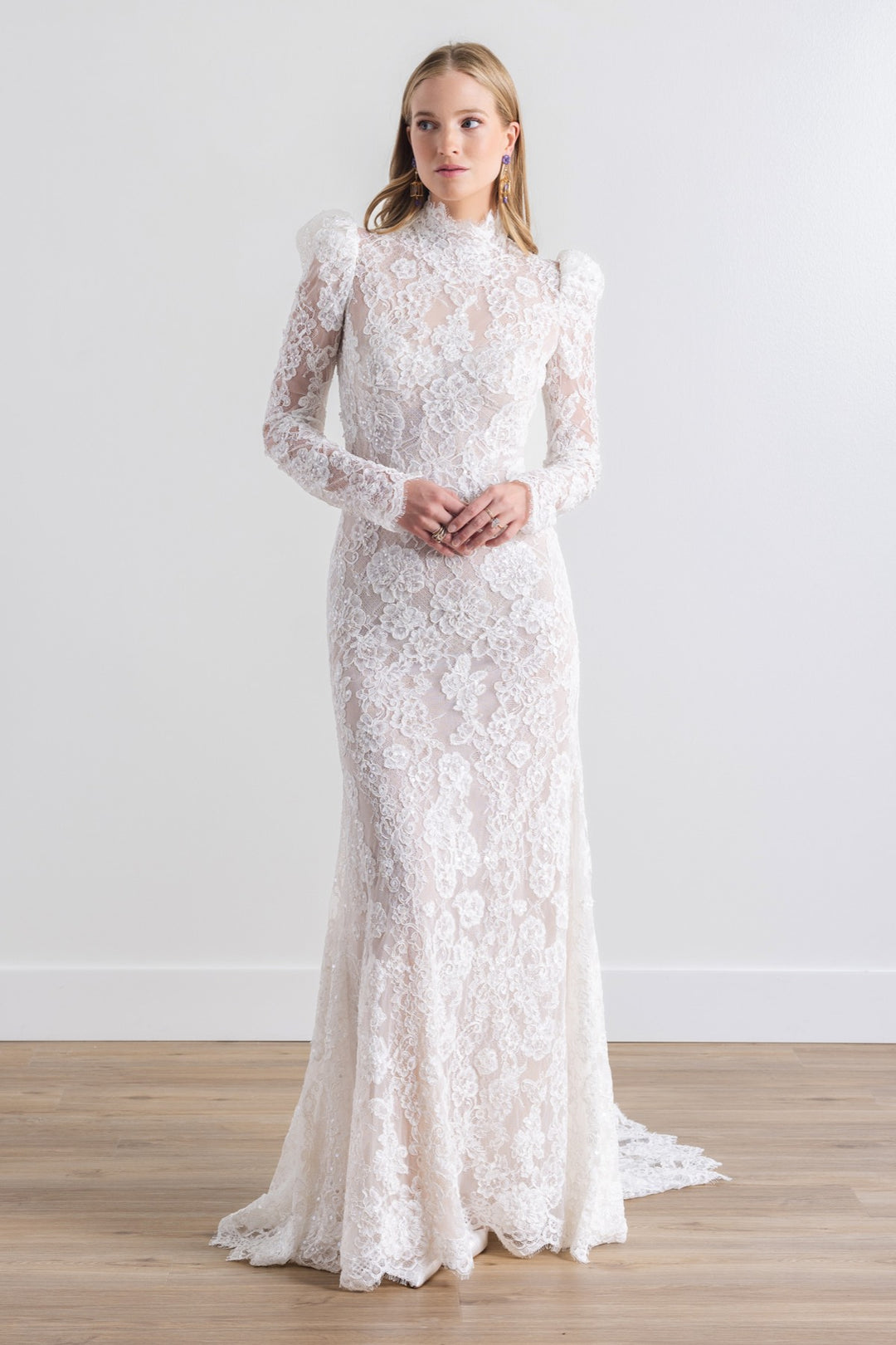 Sydney | Watters 2 / Ivory-Ivory / Petite Length 41"
