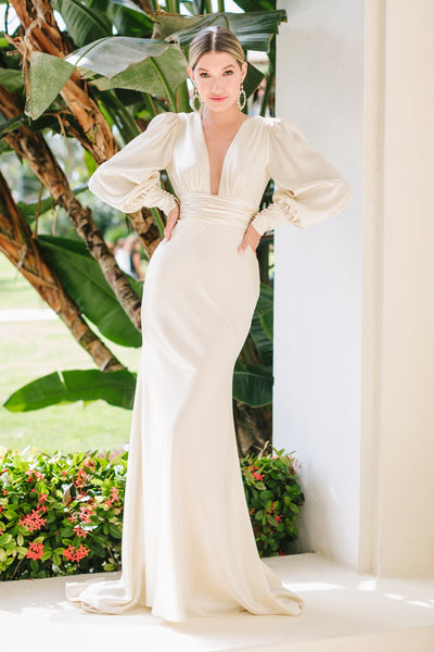 Watters Clara Charmeuse Long Sleeve Wedding Dress 14 / Ivory Watters Clara Charmeuse Long Sleeve Wedding Dress 14 / Ivory