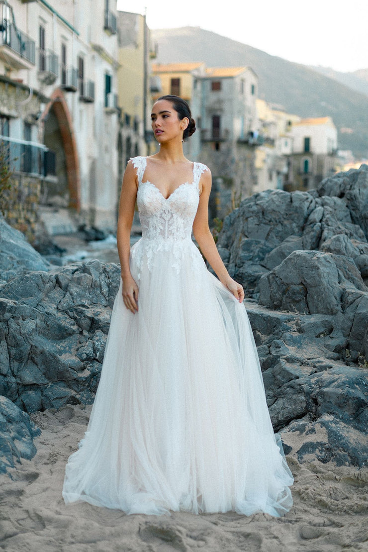 Wilderly Bride Carli F213 Wedding Dress