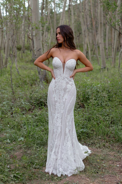 Allure Bridals Wilderly Style: F226 - Charli Completely timeless as a strapless look and completely captivating with detachable statement sleeves, this sheath gown is jaw-dropping.
